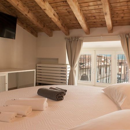 B&B La Bellavita Del Garda Luxury San Felice del Benaco Exteriör bild
