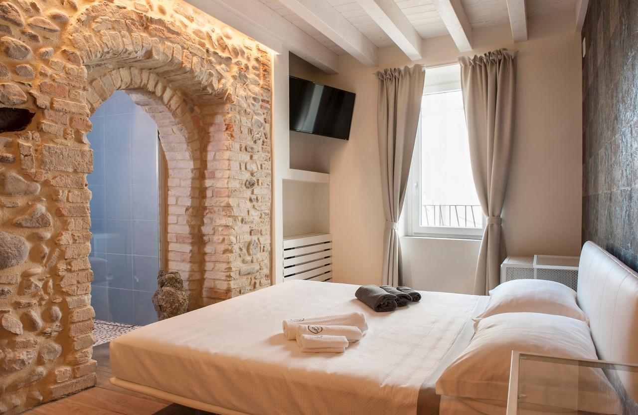 B&B La Bellavita Del Garda Luxury San Felice del Benaco Exteriör bild